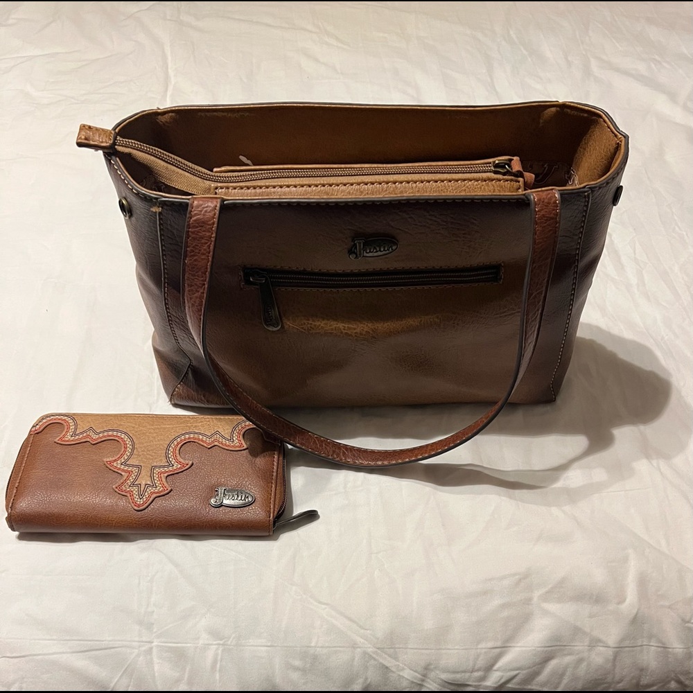 Leather Justin Purse and Wallet